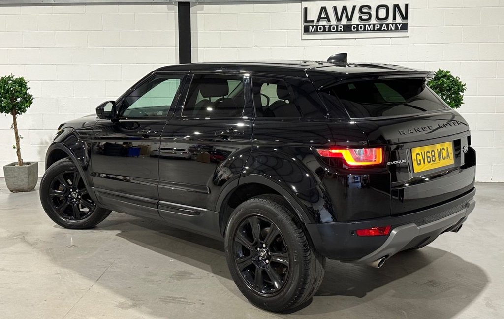 USED 2019 68 LAND ROVER RANGE ROVER EVOQUE 2.0 TD4 SE Tech SUV 5dr Diesel Auto 4WD Euro 6 (s/s) (180 ps) 