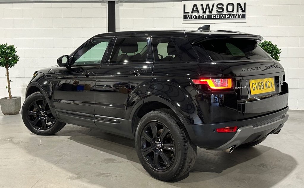 USED 2019 68 LAND ROVER RANGE ROVER EVOQUE 2.0 TD4 SE Tech SUV 5dr Diesel Auto 4WD Euro 6 (s/s) (180 ps) 