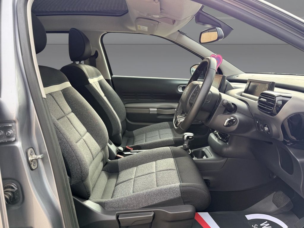 USED 2019 68 CITROEN C4 CACTUS 1.2 PureTech GPF Flair Hatchback 5dr Petrol EAT6 Euro 6 (s/s) (110 ps) PAN ROOF+APP CARPLAY+R/CAMERA+NAV