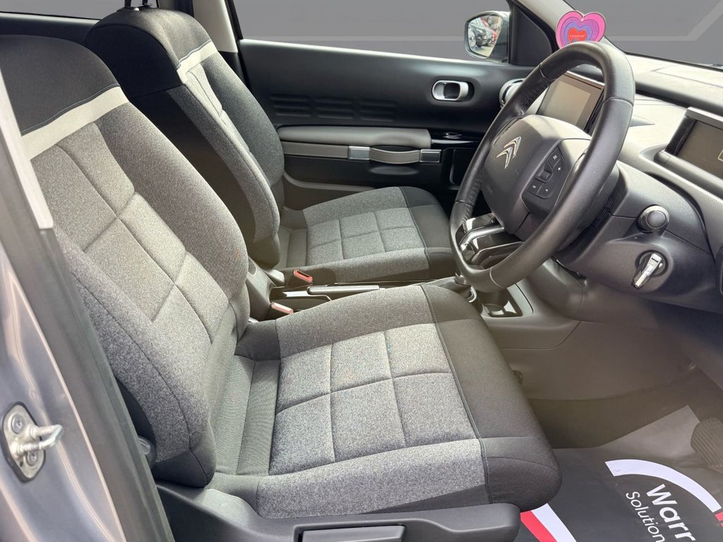 USED 2019 68 CITROEN C4 CACTUS 1.2 PureTech GPF Flair Hatchback 5dr Petrol EAT6 Euro 6 (s/s) (110 ps) PAN ROOF+APP CARPLAY+R/CAMERA+NAV