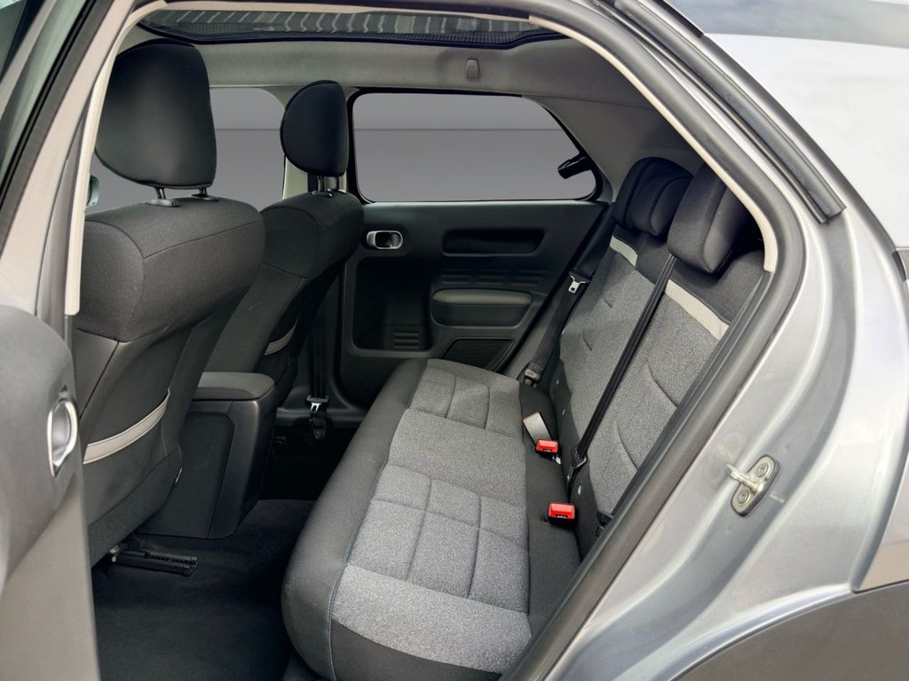 USED 2019 68 CITROEN C4 CACTUS 1.2 PureTech GPF Flair Hatchback 5dr Petrol EAT6 Euro 6 (s/s) (110 ps) PAN ROOF+APP CARPLAY+R/CAMERA+NAV