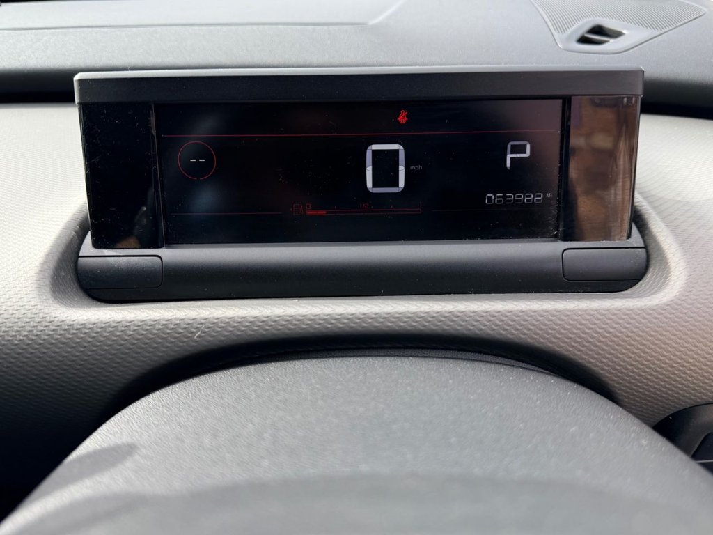 USED 2019 68 CITROEN C4 CACTUS 1.2 PureTech GPF Flair Hatchback 5dr Petrol EAT6 Euro 6 (s/s) (110 ps) PAN ROOF+APP CARPLAY+R/CAMERA+NAV