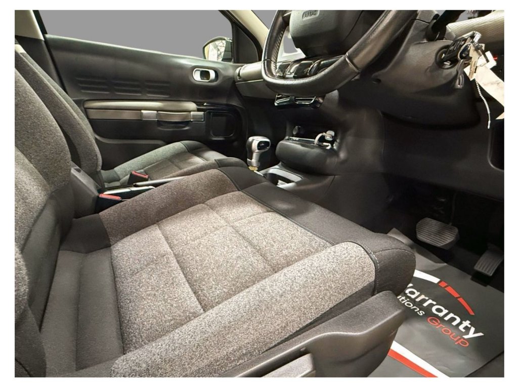 USED 2019 68 CITROEN C4 CACTUS 1.2 PureTech GPF Flair Hatchback 5dr Petrol EAT6 Euro 6 (s/s) (110 ps) PAN ROOF+APP CARPLAY+R/CAMERA+NAV
