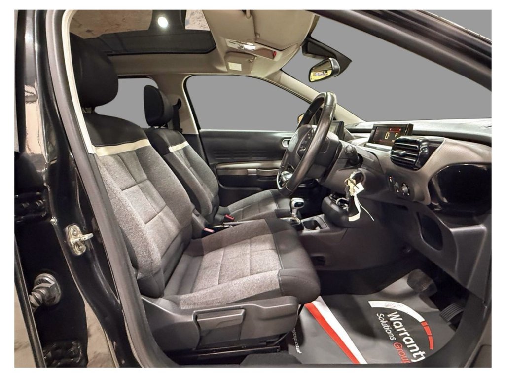 USED 2019 68 CITROEN C4 CACTUS 1.2 PureTech GPF Flair Hatchback 5dr Petrol EAT6 Euro 6 (s/s) (110 ps) PAN ROOF+APP CARPLAY+R/CAMERA+NAV