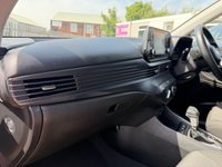 USED 2023 HYUNDAI I20 1.0 T-GDi MHEV SE Connect Hatchback 5dr Petrol Hybrid DCT Euro 6 (s/s) (100 ps) REAR VIEW CAMERA + CRUISE CONTROL