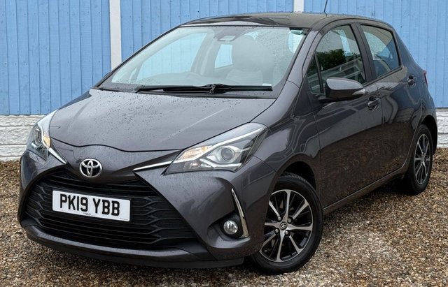 2019 TOYOTA YARIS
