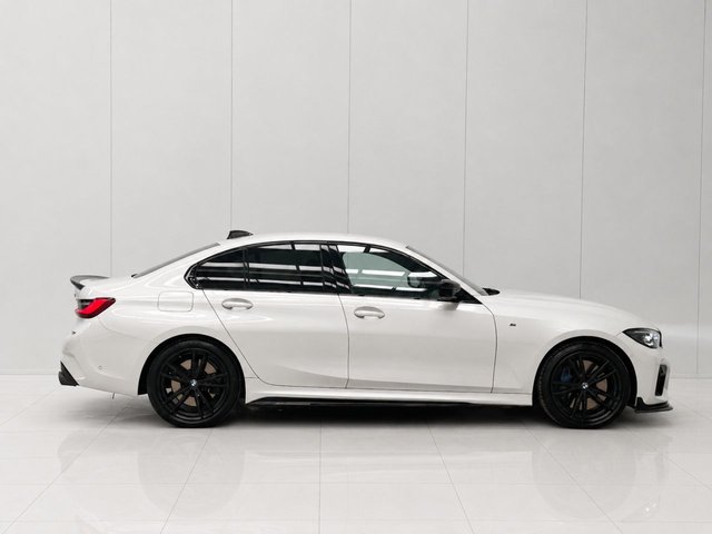 View our BMW 3 SERIES