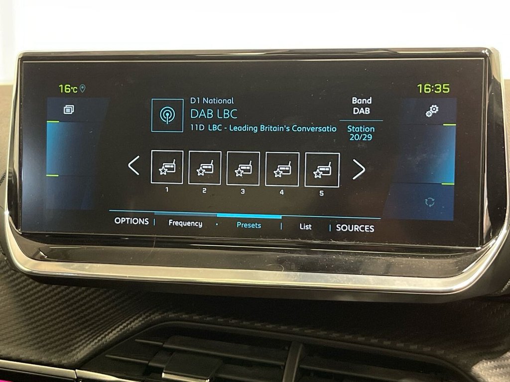 USED 2021 21 PEUGEOT E-2008 50kWh GT Premium SUV 5dr Electric Auto (136 ps) APPLE CAR PLAY AND ANDROID AUTO