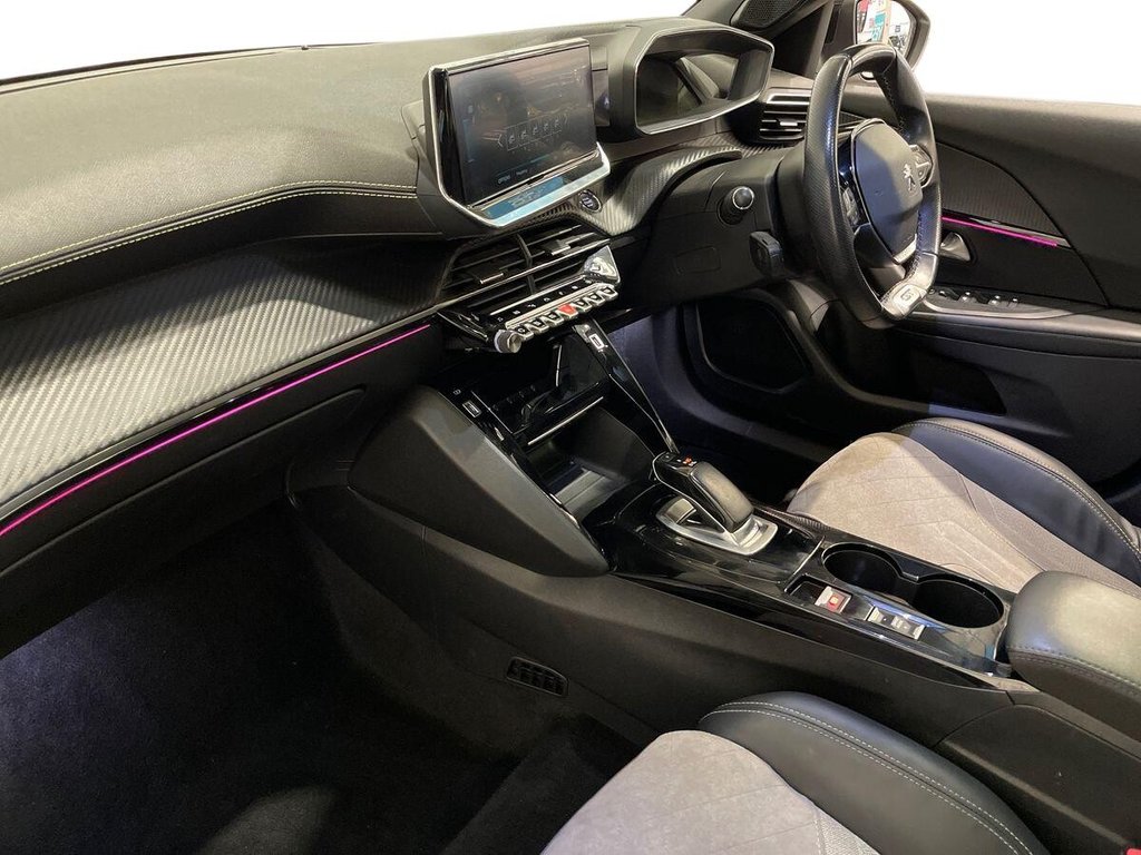 USED 2021 21 PEUGEOT E-2008 50kWh GT Premium SUV 5dr Electric Auto (136 ps) APPLE CAR PLAY AND ANDROID AUTO