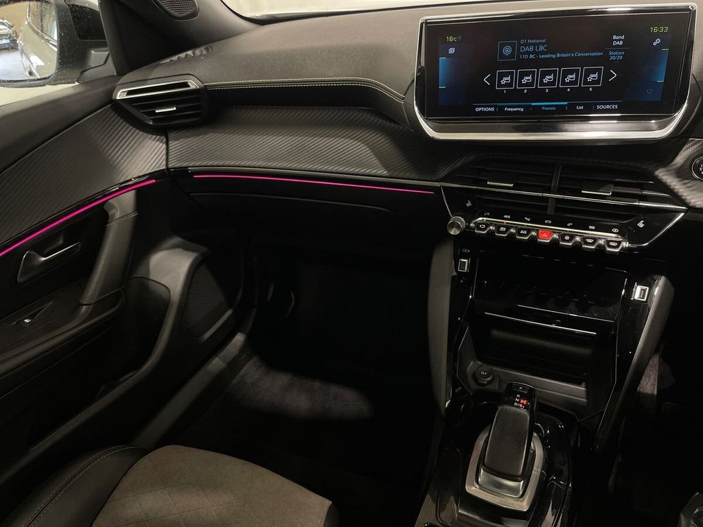 USED 2021 21 PEUGEOT E-2008 50kWh GT Premium SUV 5dr Electric Auto (136 ps) APPLE CAR PLAY AND ANDROID AUTO