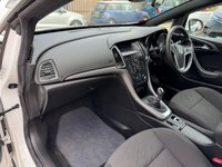 USED 2015 15 VAUXHALL CASCADA 1.4T SE Convertible 2dr Petrol Manual Euro 5 (s/s) (140 ps) One Owner * Low Miles * FSH * Great car for the Summer!
