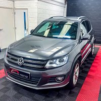 USED 2015 65 VOLKSWAGEN TIGUAN 2.0 TDI BlueMotion Tech R-Line Edition SUV 5dr Diesel DSG 4WD Euro 6 (s/s) (184 ps) 