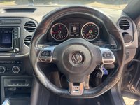 USED 2015 65 VOLKSWAGEN TIGUAN 2.0 TDI BlueMotion Tech R-Line Edition SUV 5dr Diesel DSG 4WD Euro 6 (s/s) (184 ps) 