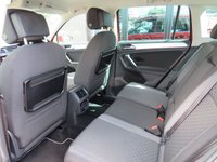 USED 2017 67 VOLKSWAGEN TIGUAN 2.0 TDI SE Navigation SUV 5dr Diesel DSG 4Motion Euro 6 (s/s) (150 ps) ** EXTENDED WARRANTIES AVAILABLE **