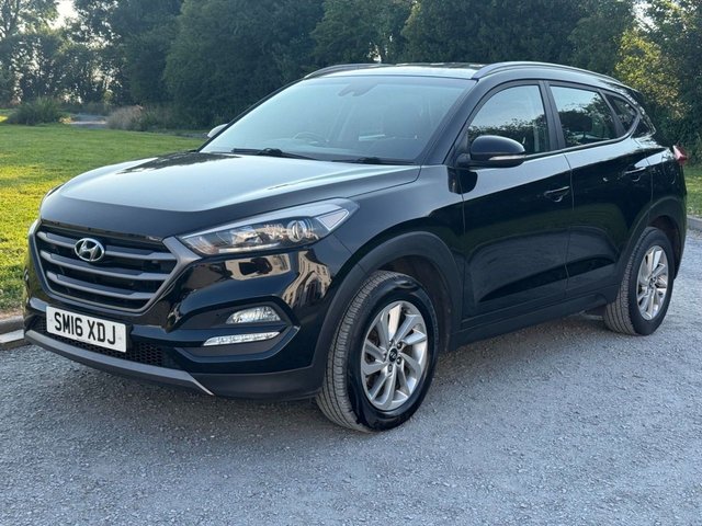 View our HYUNDAI TUCSON
