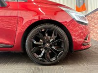 USED 2018 18 RENAULT CLIO 0.9 TCe Signature Nav Hatchback 5dr Petrol Manual Euro 6 (s/s) (90 ps) Heated Seats - Reverse Cam