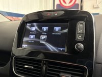 USED 2018 18 RENAULT CLIO 0.9 TCe Signature Nav Hatchback 5dr Petrol Manual Euro 6 (s/s) (90 ps) Heated Seats - Reverse Cam