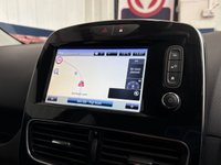 USED 2018 18 RENAULT CLIO 0.9 TCe Signature Nav Hatchback 5dr Petrol Manual Euro 6 (s/s) (90 ps) Heated Seats - Reverse Cam