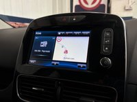 USED 2018 18 RENAULT CLIO 0.9 TCe Signature Nav Hatchback 5dr Petrol Manual Euro 6 (s/s) (90 ps) Heated Seats - Reverse Cam