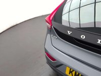 USED 2017 67 VOLVO V40 1.5 V40 Momentum Nav+ T2 Auto 5dr CLICK+COLLECT / HOME DELIVERY