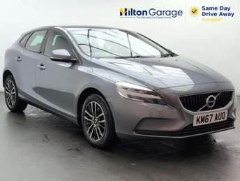 2017 VOLVO V40
