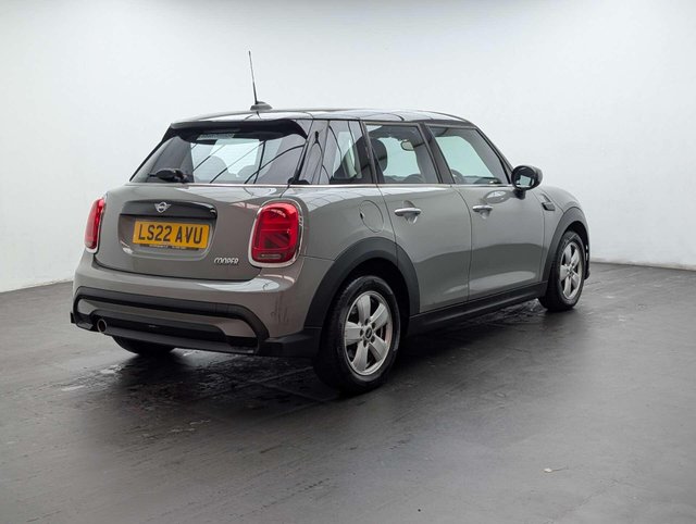 USED 2022 22 MINI HATCH 1.5 Cooper Classic 5dr CLICK+COLLECT / HOME DELIVERY