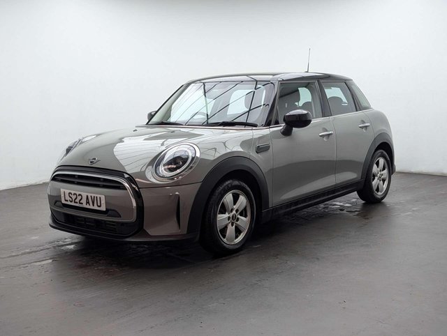 USED 2022 22 MINI HATCH 1.5 Cooper Classic 5dr CLICK+COLLECT / HOME DELIVERY
