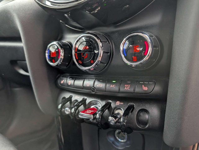 USED 2022 22 MINI HATCH 1.5 Cooper Classic 5dr CLICK+COLLECT / HOME DELIVERY