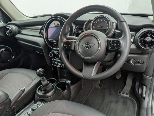 USED 2022 22 MINI HATCH 1.5 Cooper Classic 5dr CLICK+COLLECT / HOME DELIVERY
