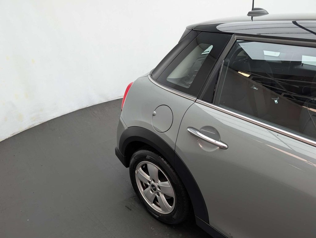 Used 2022 22 MINI HATCH 1.5 Cooper Classic 5dr CLICK+COLLECT / HOME DELIVERY