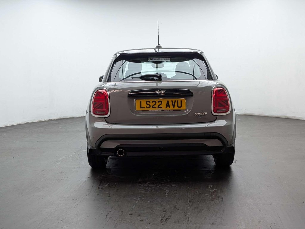Used 2022 22 MINI HATCH 1.5 Cooper Classic 5dr CLICK+COLLECT / HOME DELIVERY