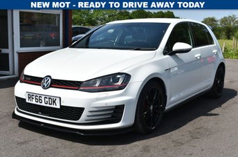 2017 VOLKSWAGEN GOLF