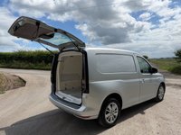 USED 2023 23 VOLKSWAGEN CADDY 2.0 TDI C20 Commerce Pro Panel Van 5dr Diesel Manual SWB Euro 6 (s/s) (102 ps) TAILGATE ~ APPLE PLAY ~ AIR-CON