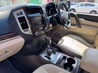 USED 2016 66 MITSUBISHI SHOGUN 3.2 DI-DC SG3 SUV 5dr Diesel Auto 4WD Euro 6 LWB (187 ps) Rare car