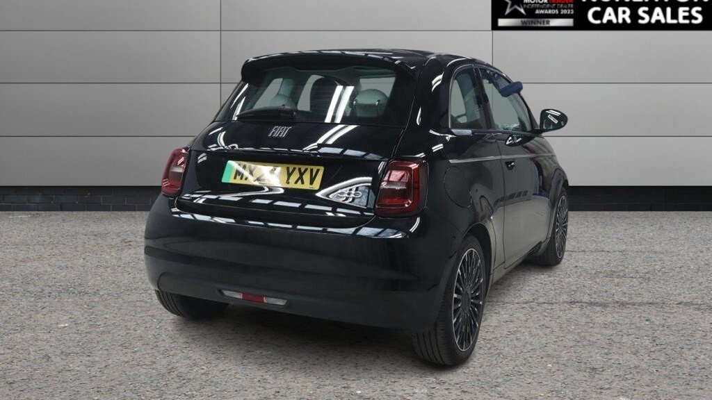 USED 2023 23 FIAT 500E 42kWh La Prima By Bocelli Hatchback 3dr Electric Auto (118 ps) 