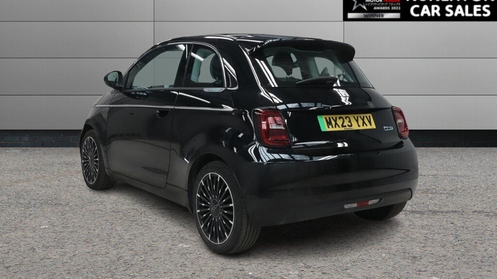 USED 2023 23 FIAT 500E 42kWh La Prima By Bocelli Hatchback 3dr Electric Auto (118 ps) 