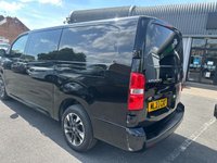 USED 2020 20 VAUXHALL VIVARO 2.0 Turbo D 3100 Elite Crew Van Double Cab 5dr Diesel Manual L2 H1 Euro 6 (120 ps) 1 OWNER TOP SPEC LWB CREW CAB !!!! A VERY DESIRABLE VAN !!!