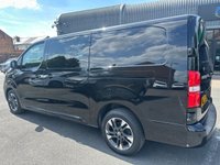 USED 2020 20 VAUXHALL VIVARO 2.0 Turbo D 3100 Elite Crew Van Double Cab 5dr Diesel Manual L2 H1 Euro 6 (120 ps) 1 OWNER TOP SPEC LWB CREW CAB !!!! A VERY DESIRABLE VAN !!!