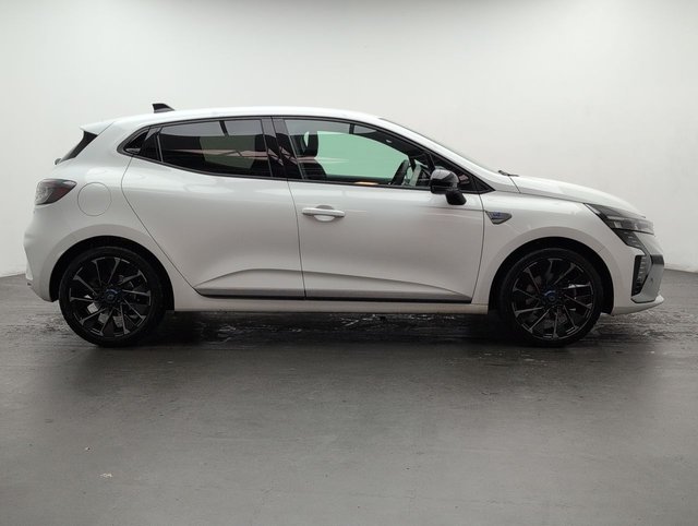 USED 2023 73 RENAULT CLIO 1.6 Clio Espirit Alpine E-Tech HEV Auto 5dr CLICK+COLLECT / HOME DELIVERY