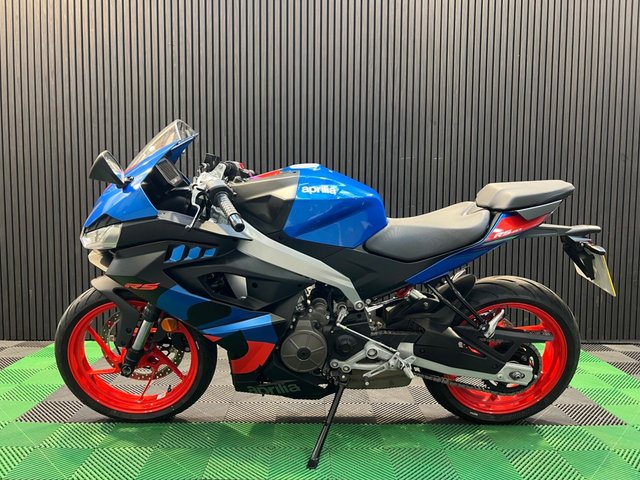 View our APRILIA RS 457