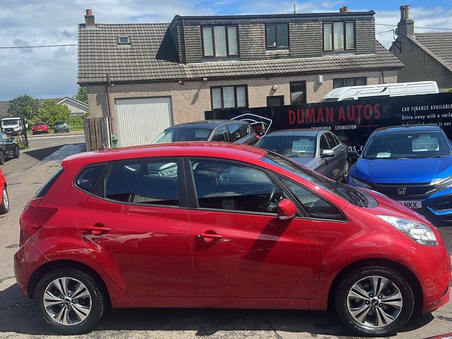 View our Kia Venga 1.6 2 MPV 5dr Petrol Auto Euro 6 (123 bhp)