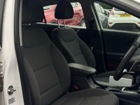 USED 2020 69 HYUNDAI IONIQ 1.6 h-GDi Premium Hatchback 5dr Petrol Hybrid DCT Euro 6 (s/s) (141 ps) 