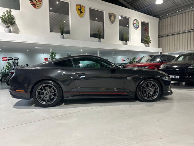 View our FORD MUSTANG