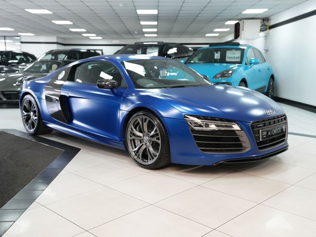 View our Audi R8 5.2 FSI V10 Plus Coupe 2dr Petrol S Tronic quattro Euro 5 (550 ps)
