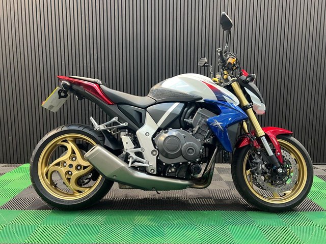 View our HONDA CB1000R