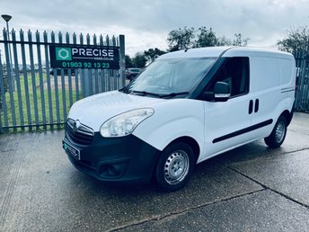 2014 VAUXHALL COMBO 1.3 CDTi 2000 ecoFLEX 16v Panel Van 3dr Diesel Manual FWD L1 H1 (s/s) (126 g/km, 89 bhp) &pound;3125.00