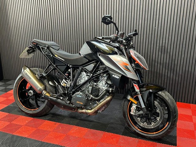 View our KTM 1290 Super Duke R
