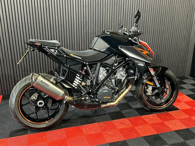 View our KTM 1290 Super Duke R