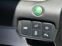 USED 2015 15 HONDA CR-V 2.0 CR-V EX i-VTec Auto 4WD 5dr Sat Nav Parking Camera