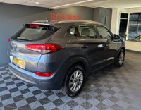 USED 2017 67 HYUNDAI TUCSON 1.6 GDi Blue Drive SE Nav SUV 5dr Petrol Manual Euro 6 (s/s) (132 ps) SERVICE RECORDS - SAT NAV - PARKING CAM - HEATED SEATS - CRUISE CONTROL